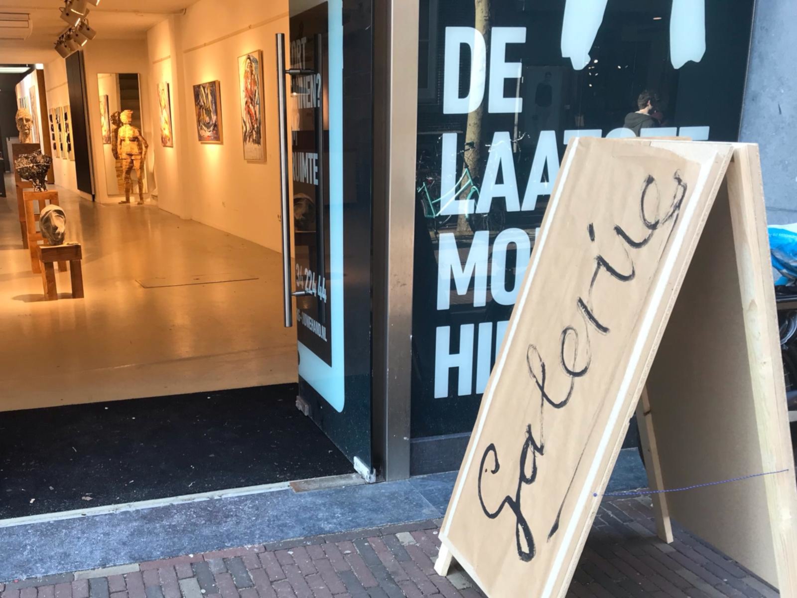 Galerie vanaf buiten