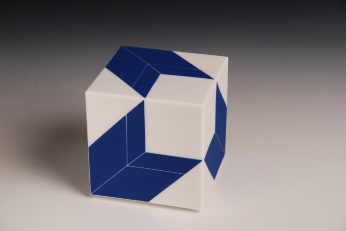 2-330 Cube Series 2020, porselein 8.5×8