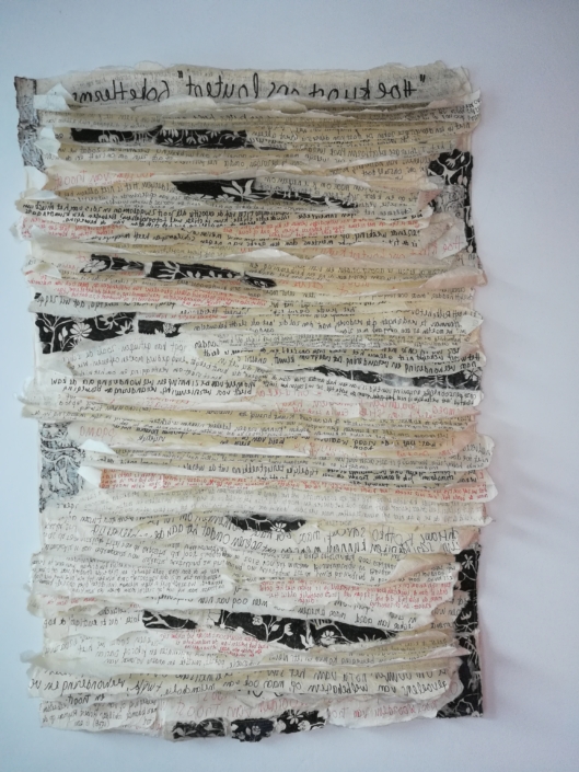 7. Hoe Kunst Ons Loutert geschreven en genaaid op handgeschept papier - Lenneke Overmaat